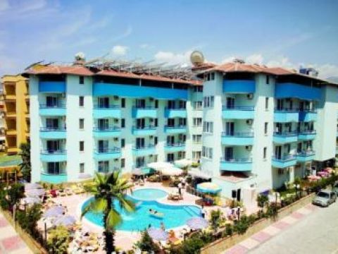 Risus Suit Apart Otel