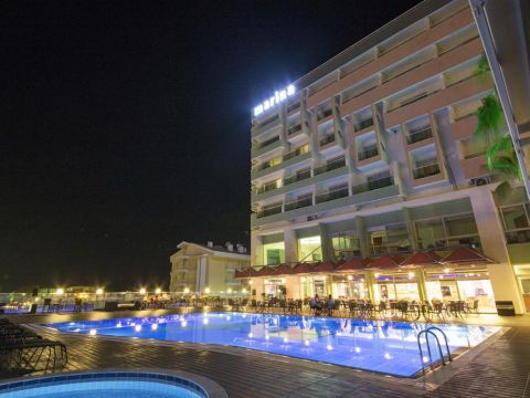 Marina Otel Kuşadası Image