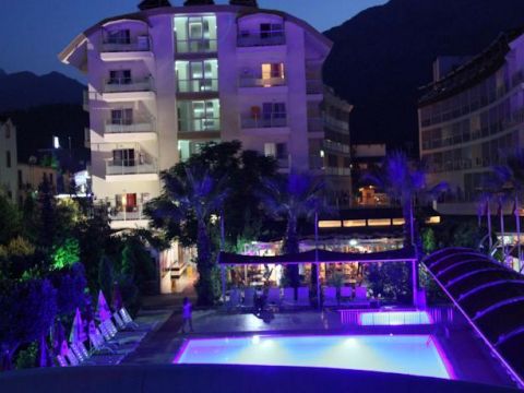 Lims Bona Dea Beach Otel Image