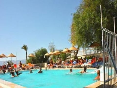 Central Park Hotel Çeşme Image