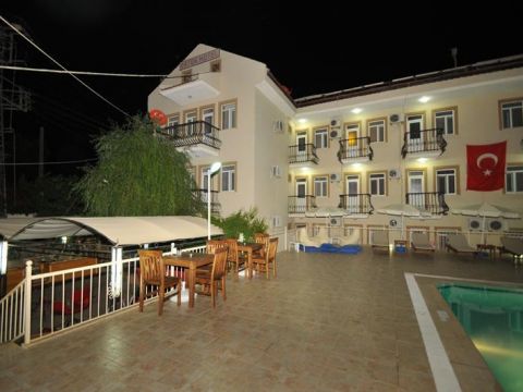 Ertek Hotel Image