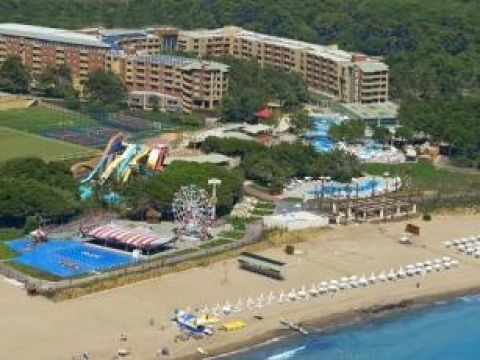 Sueno Hotels Beach Side Image