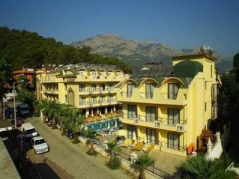 Grand Lukullus Hotel Image