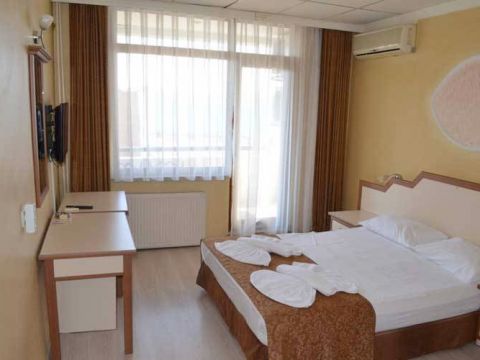 Ayvalık Palas Otel Image